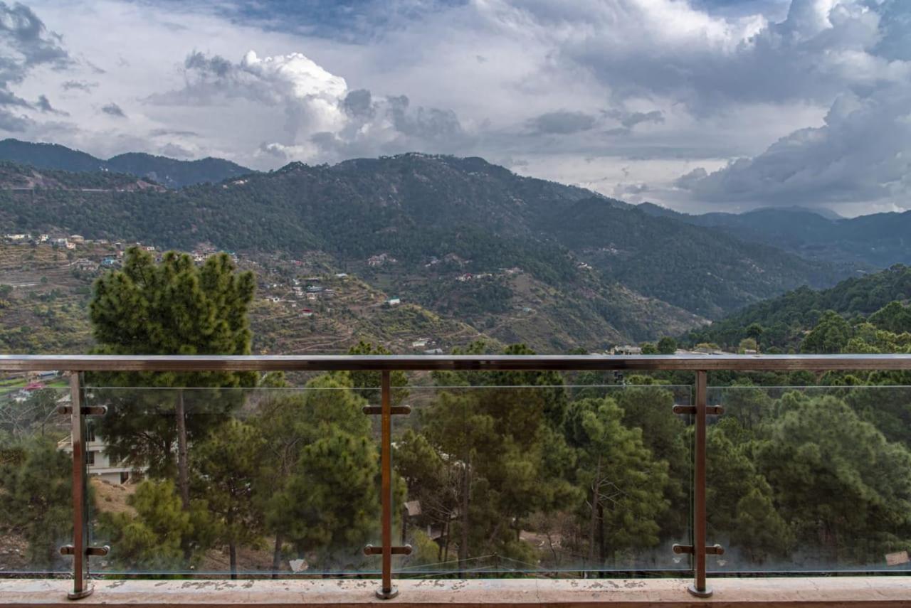Apartment The Western Heights: Peaceful Family With Private Balconies *