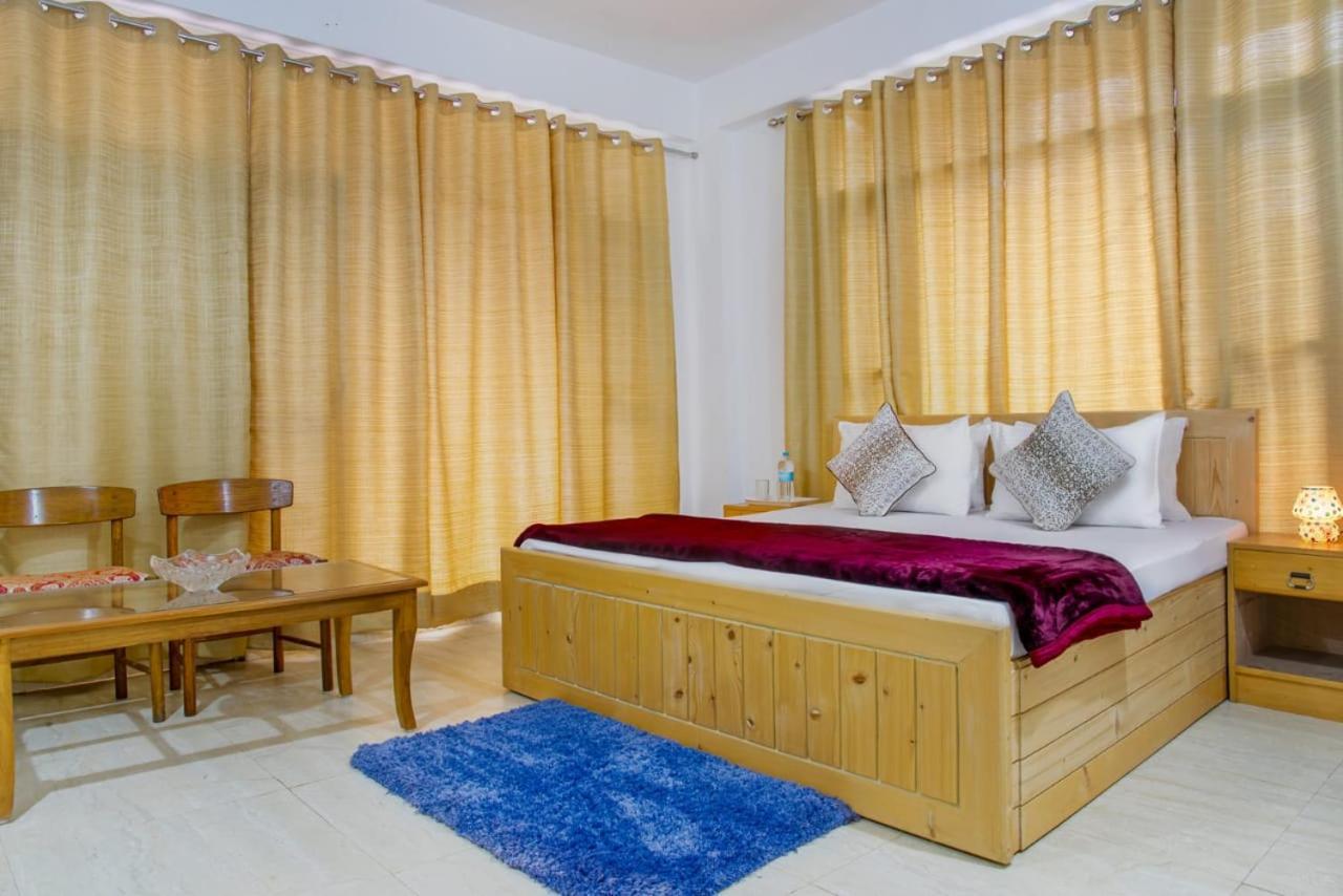 Apartment The Western Heights: Peaceful Family With Private Balconies *